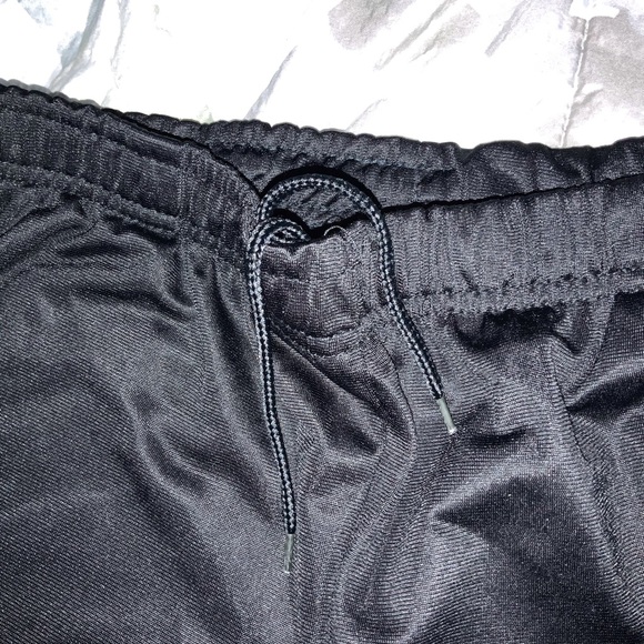 Pants - Picture 4 of 7